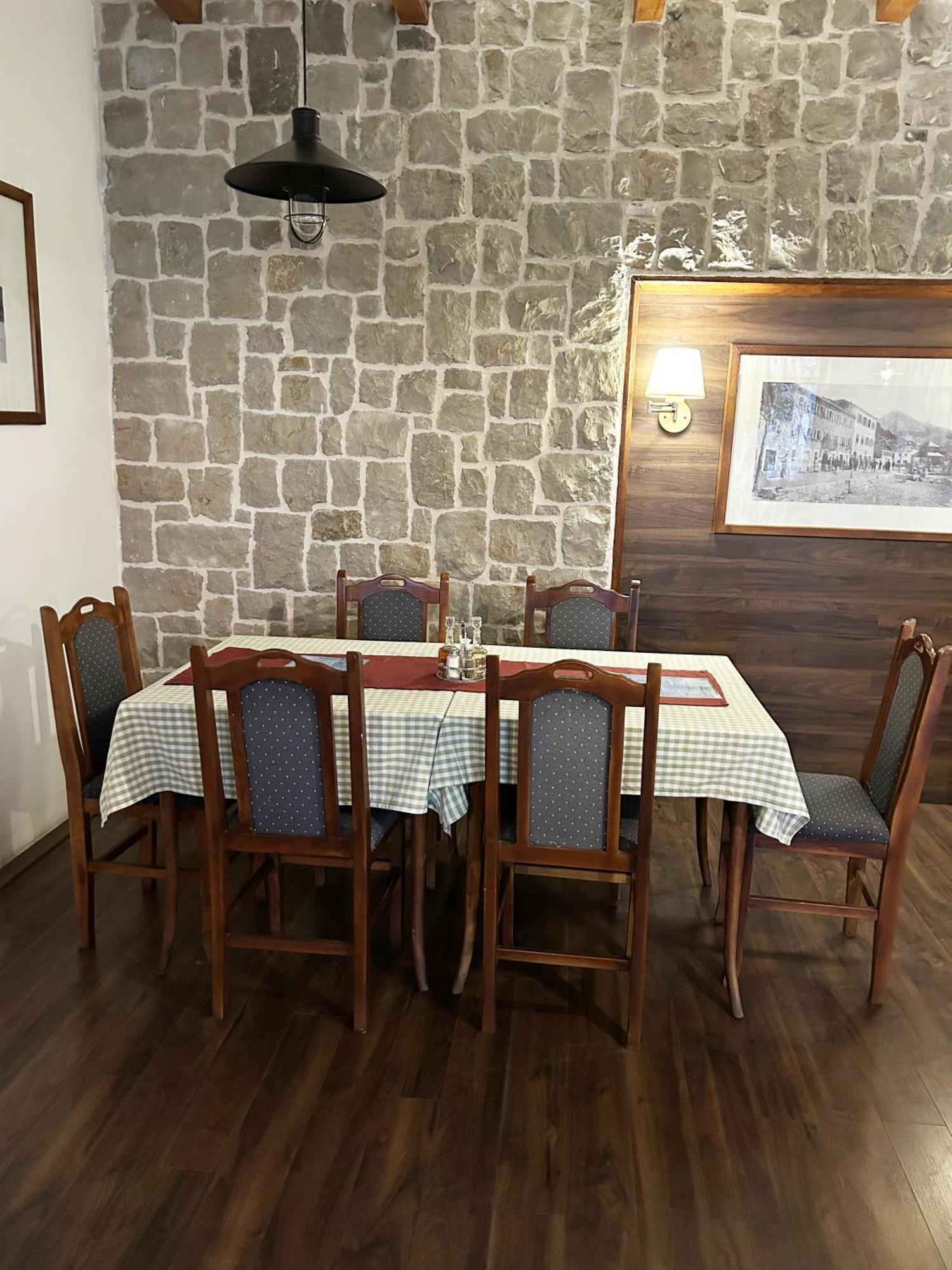 Restaurant & Apartments Jug 苏托莫雷 外观 照片